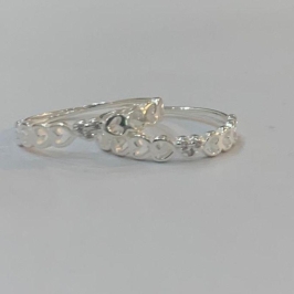 ANEL CORACAO VAZADO E 1 CRAVEJADO ZIRCONIAS