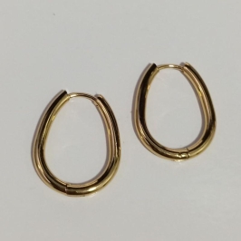 BRINCO ARGOLA OVAL G LISA BANHADO NO OURO AMARELO