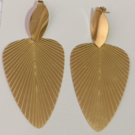 BRINCO FOLHA G BANHADO NO OURO AMARELO