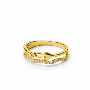 ANEL CORAÇÃO DOIS AROS ENTRELAÇADOS CRAVEJADO SEMI OURO