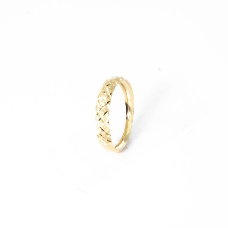 ANEL APARADOR DIAMANTADO OURO 18K 750
