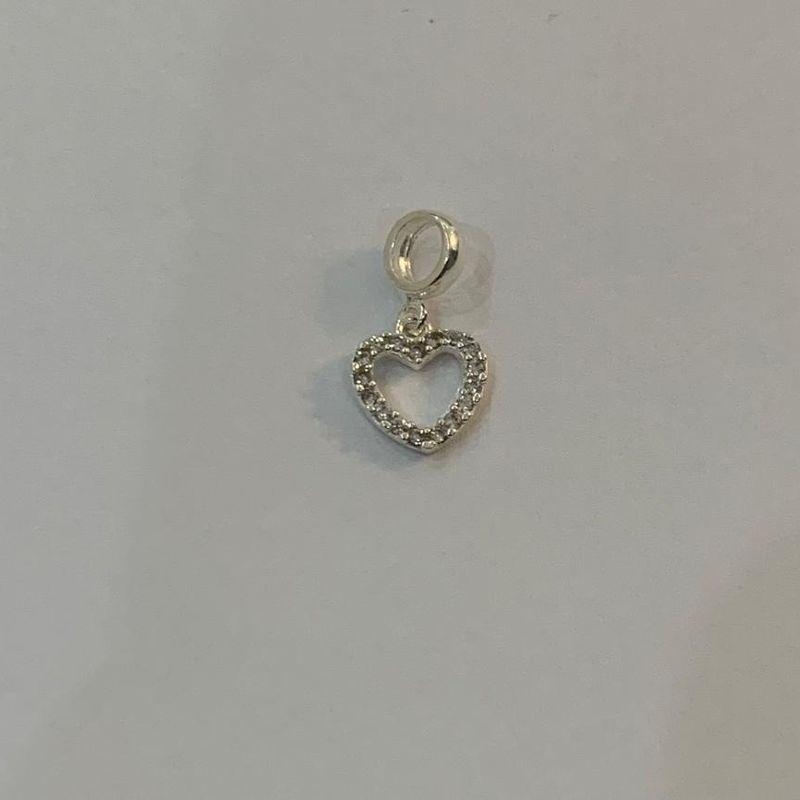 BERLOQUE CORACAO CRAVEJADO COM ZIRCONIAS