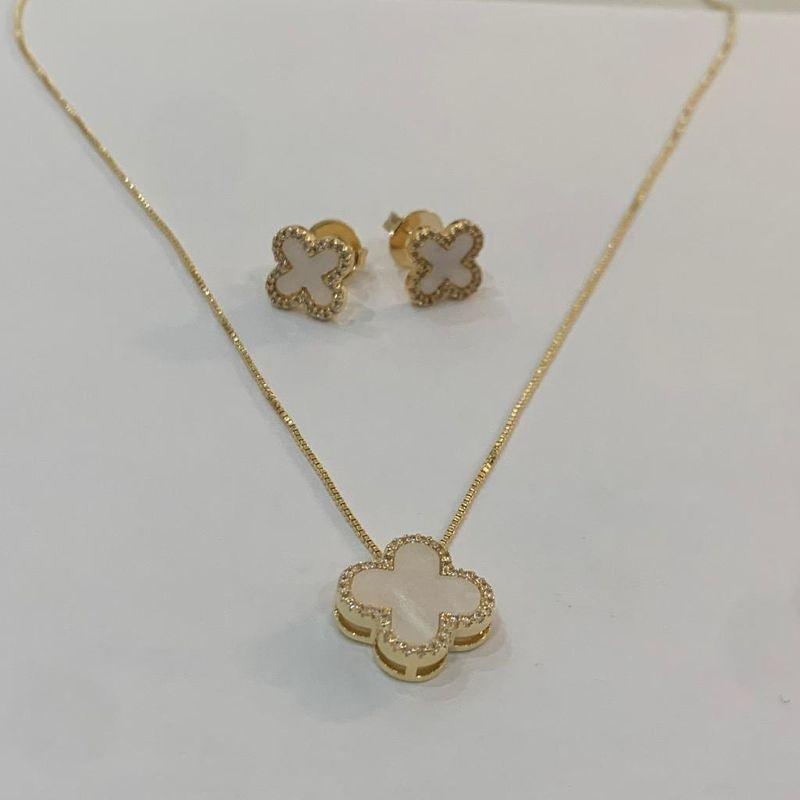 CONJUNTO MADREPÉROLA CRAVEJADO COM ZIRCONIAS