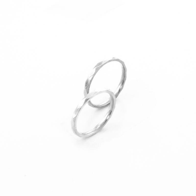 PAR DE ALIANÇAS 2MM DIAMANTADA LÍRIO  PRATA 950 (PEDIDOS E PERSONALIZAÇÃO PELO WHATSAPP)