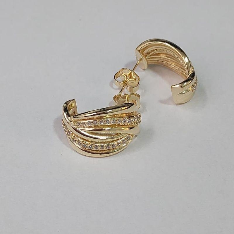 BRINCO COM 4 LINHAS LISAS E DUAS CRAVEJADAS