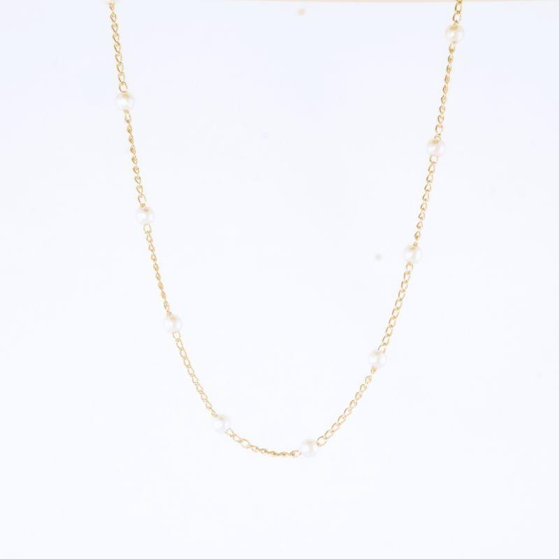 COLAR COM PÉROLAS 50CM