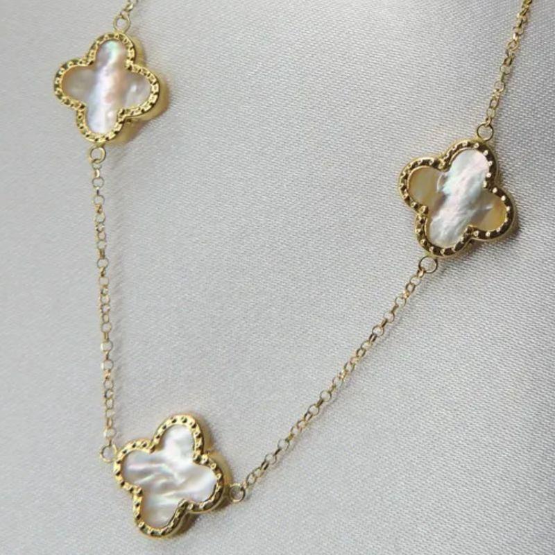 COLAR 7 TREVOS MADRE PÉROLA 45CM MAIS 5CM DE EXTENSOR BANHADO NO OURO AMARELO