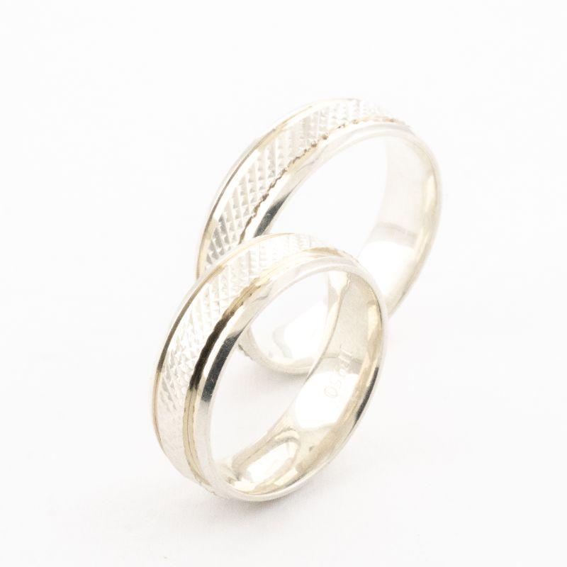 PAR DE ALIANÇAS   ABAULADA UNISSEX 6MM RETILHADA 2 FRISOS E 2 FILETES DE OURO  PRATA 950  (PEDIDOS E PERSONALIZAÇÃO PELO WHATSAPP)