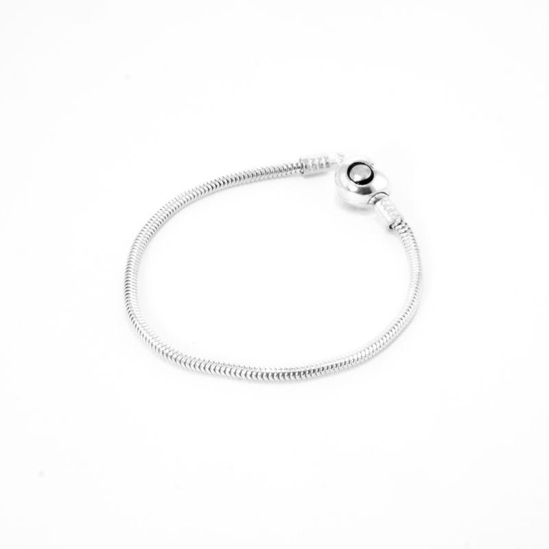 PULSEIRA PANDORA COM CORAÇÃO  LISO PRATA 925