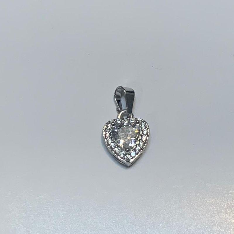 PINGENTE CORAÇÃO CRAVEJADO BANHO NO OURO BRANCO