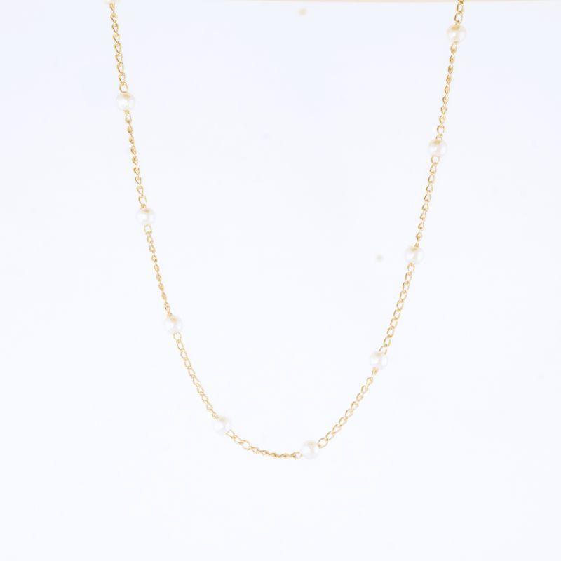 COLAR COM PÉROLAS 50CM